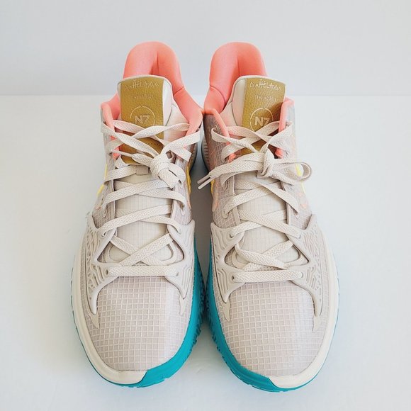 NEW Nike Kyrie Low 4 N7 Basketball Shoes CW3985-005 Size 13 Desert Sand main image 4